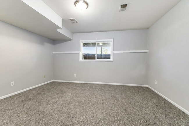 Building Photo - 960 Cedar Run Ct NW