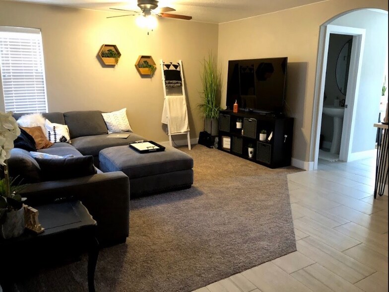 Building Photo - 3239 S 840 E