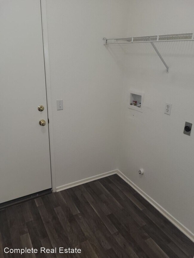 Building Photo - 3 br, 2 bath House - 31669 Fille Drive