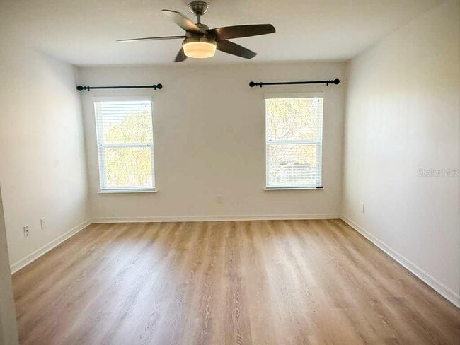 Building Photo - 600 Northern Way