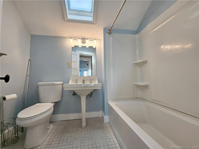 Building Photo - 34 Woodland St