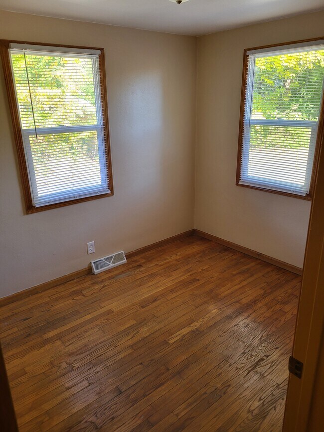 Building Photo - 6610 Carman Dr