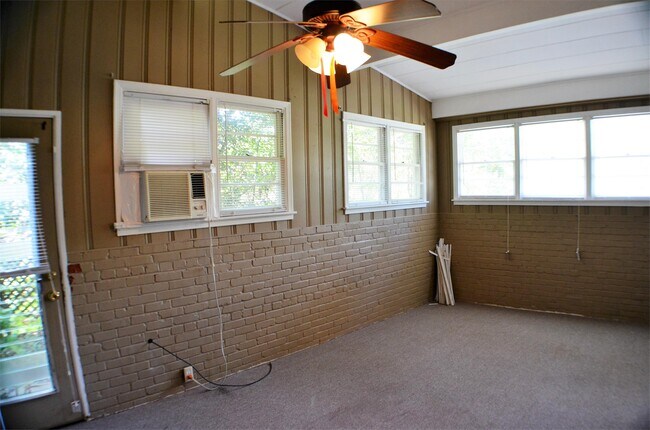 Building Photo - 3462 Biltmore Ave