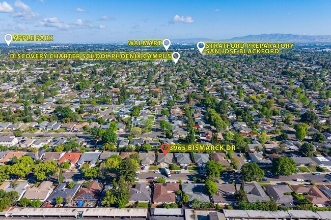 Building Photo - 3967 Bismarck Dr