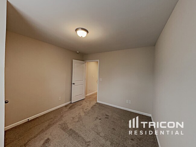 Building Photo - 937 Dawsons Park Wy