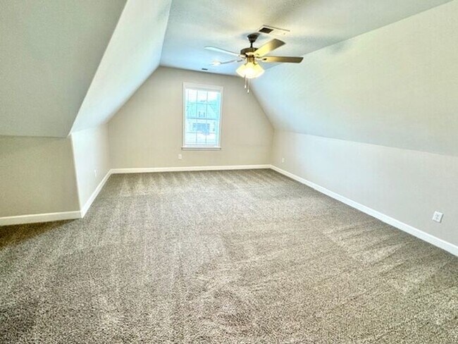 Building Photo - Now Leasing in Millington @ Winstone. 5 Be...