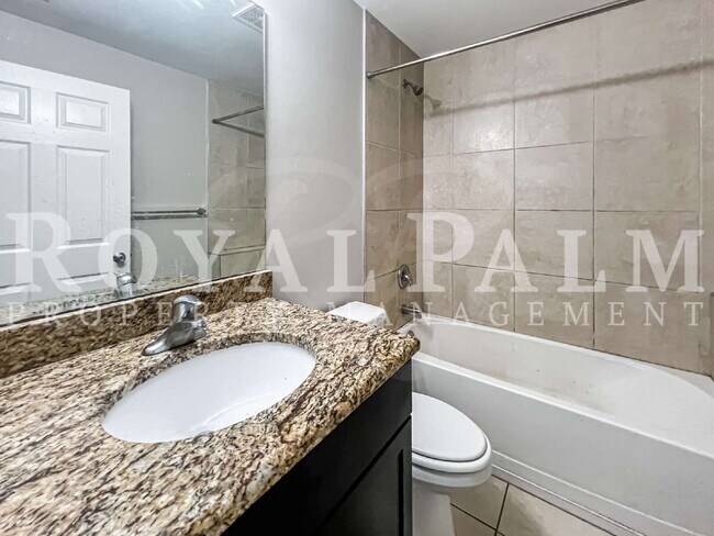 Building Photo - Cozy Up Long-Term & Leaf It All Behind – 3BR/2BA Duplex + Garage & The Favorite Perk: Screened. L...