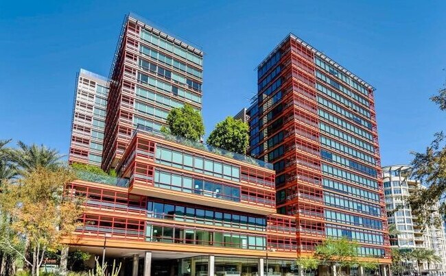 Building Photo - 4808 N 24th St