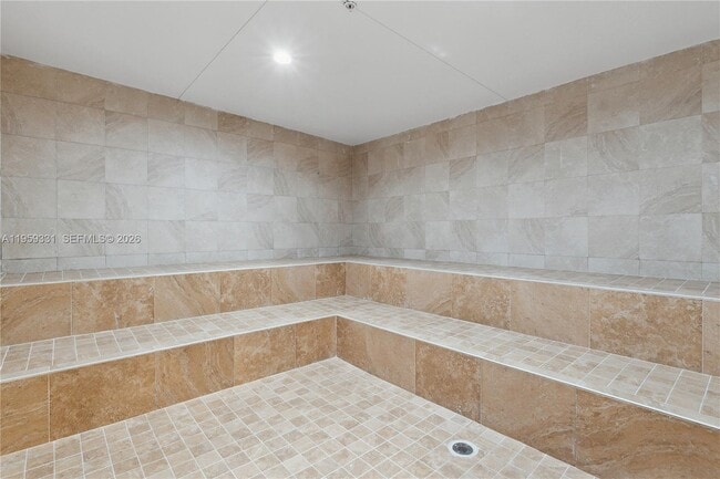 Building Photo - 1901 Brickell Ave