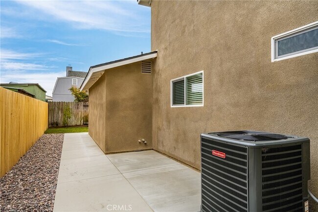 Building Photo - 9282 Winterwood Cir