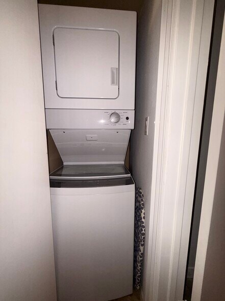 New Washer/Dryer - 5704 E Aire Libre Ave