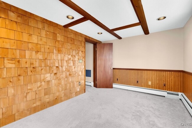 Building Photo - 17 Walcott St