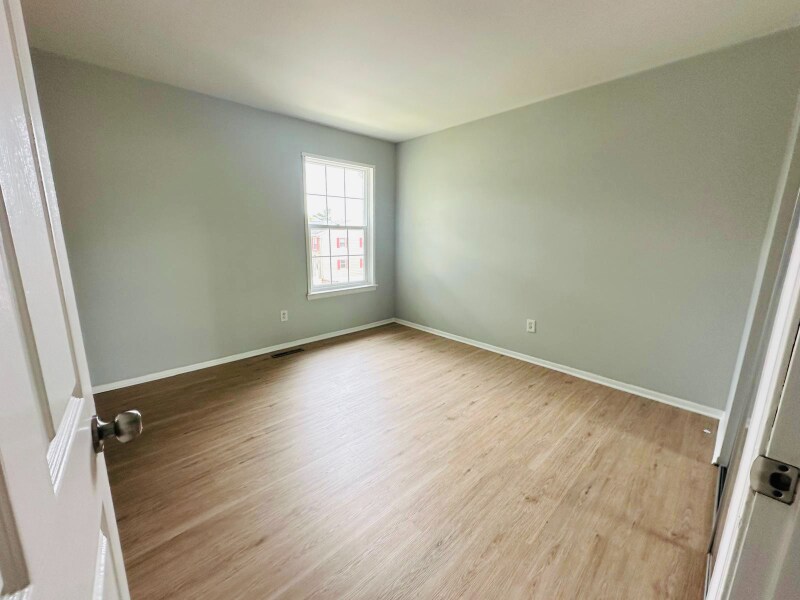 Building Photo - 1433 Harford Square Dr