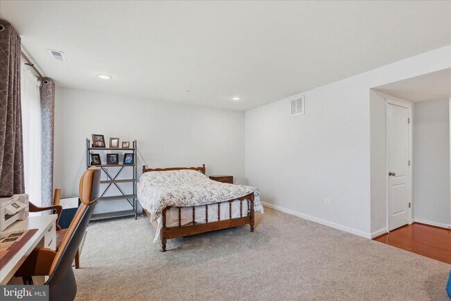 Building Photo - 5457 Spotswood Pl