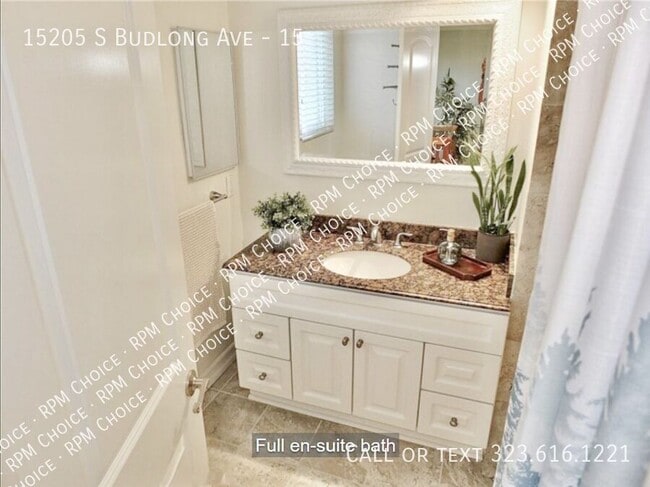Building Photo - 15205 Budlong Ave