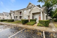 Building Photo - Rent in Virginia Beach!