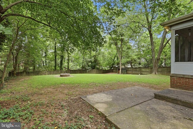 Building Photo - 8621 Buckboard Dr