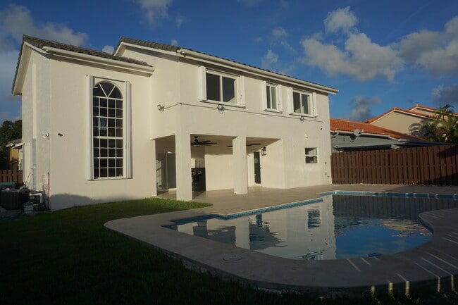 Building Photo - 15614 SW 110th Terrace