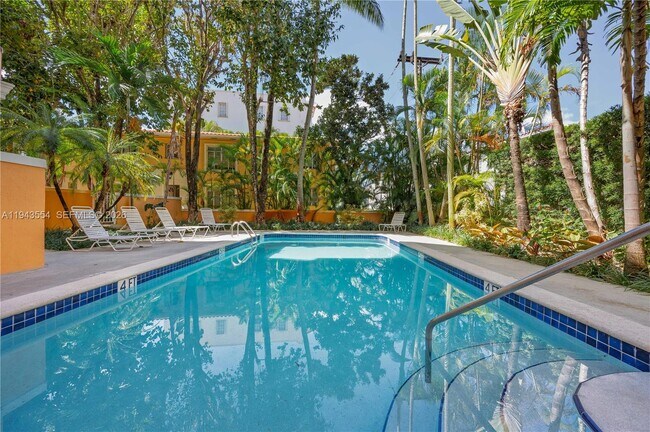 Building Photo - 1 Alhambra Cir