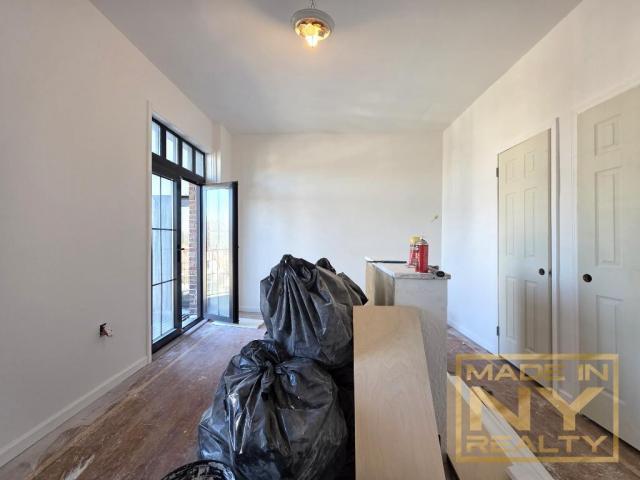 Building Photo - 1 bedroom in KEW GARDENS NY 11415