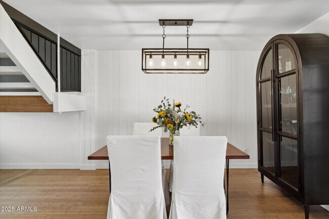 Building Photo - 5020 N Granite Reef Rd