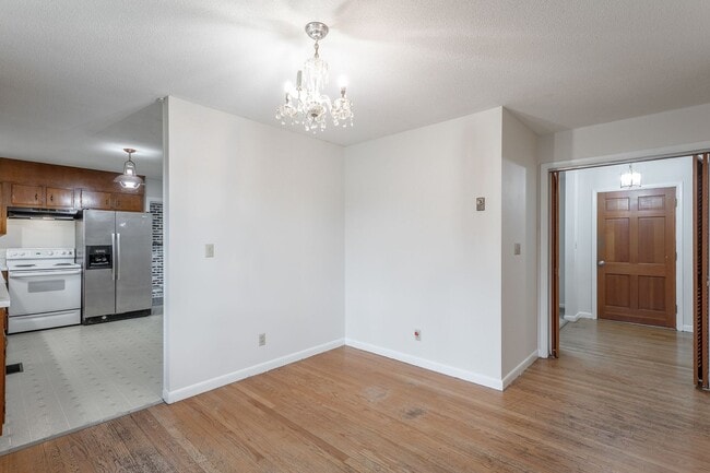 Building Photo - 3 Bedroom · 2 Bath Home in East Brainerd Near Hamilton Place