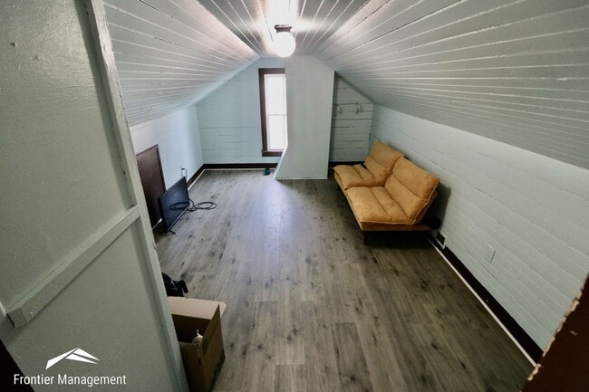 Building Photo - Affordable Three Bedroom Home