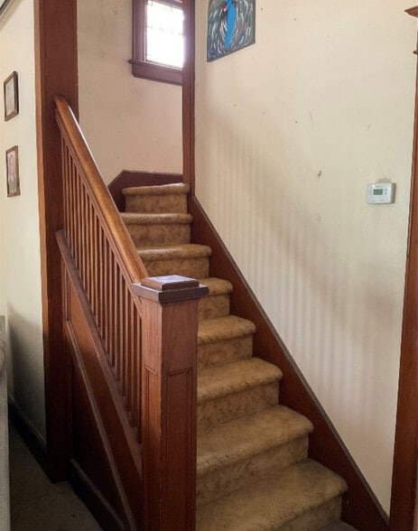 Building Photo - 614 Chenango St