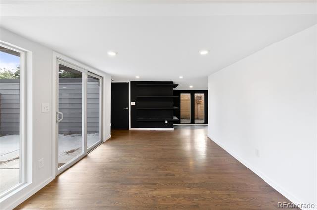 Building Photo - 2465 S Newton St