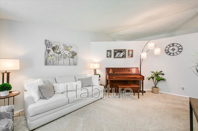 Building Photo - 9025 W Lorinda Dr