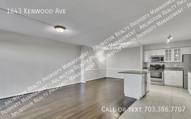 Building Photo - 1643 Kenwood Ave
