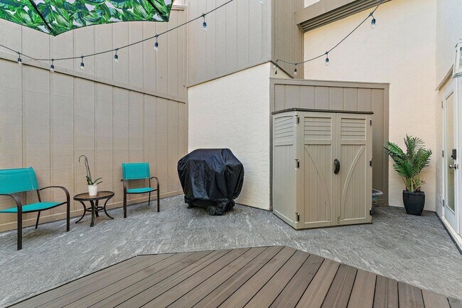 Building Photo - 1605 S US Hwy 1