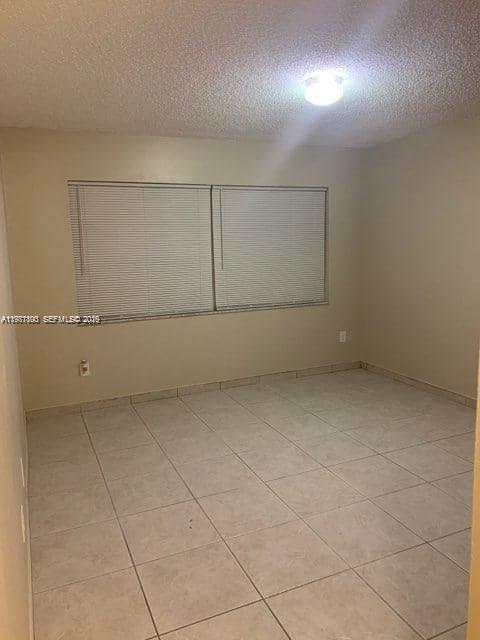 Building Photo - 1139 SE 13th Ave