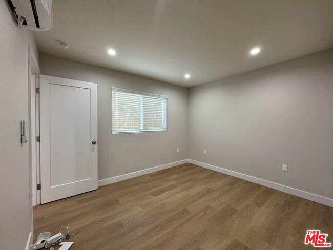 Building Photo - 316 Ximeno Ave