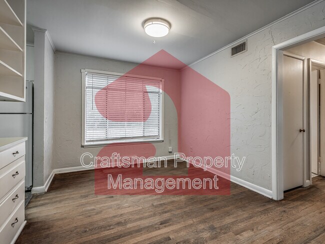 Building Photo - 2915 NW 72nd St