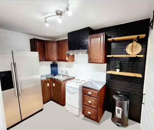 Building Photo - 22218 Willowwood Dr