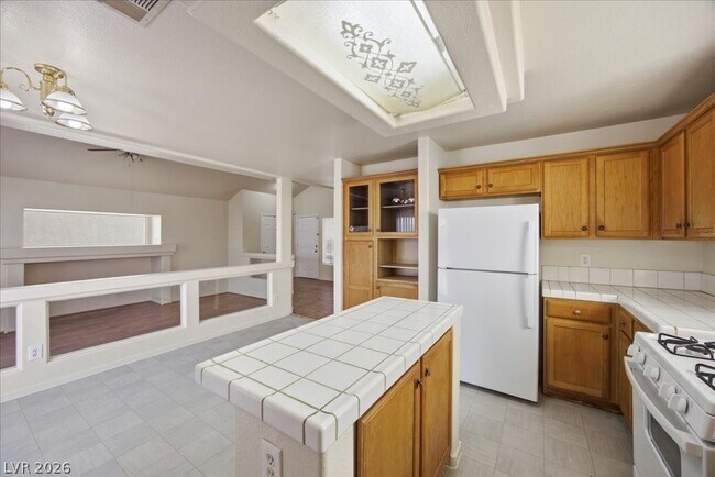 Building Photo - 7435 Aurora Glow St