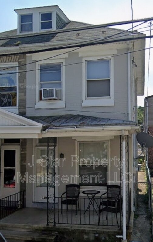 Building Photo - 2316 Grant St