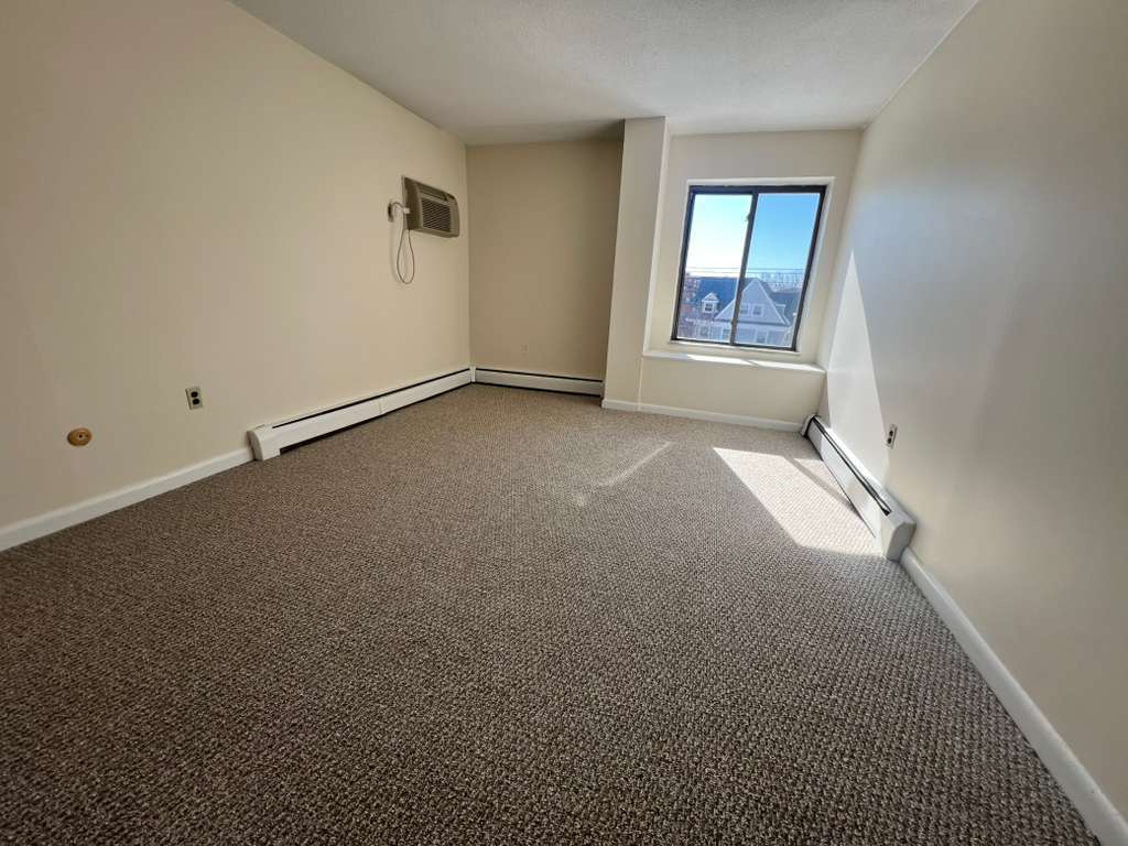 Building Photo - 376 Massachusetts Ave