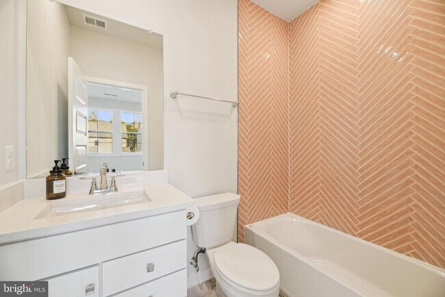 Building Photo - 42051 Night Nurse Cir