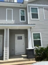 Building Photo - 318 N Sand Palm Rd