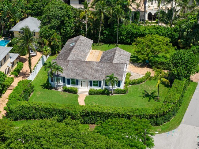 Building Photo - 1017 Tamarind Rd