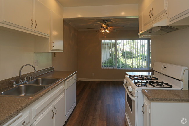 Interior Photo - El Cortez Apartments