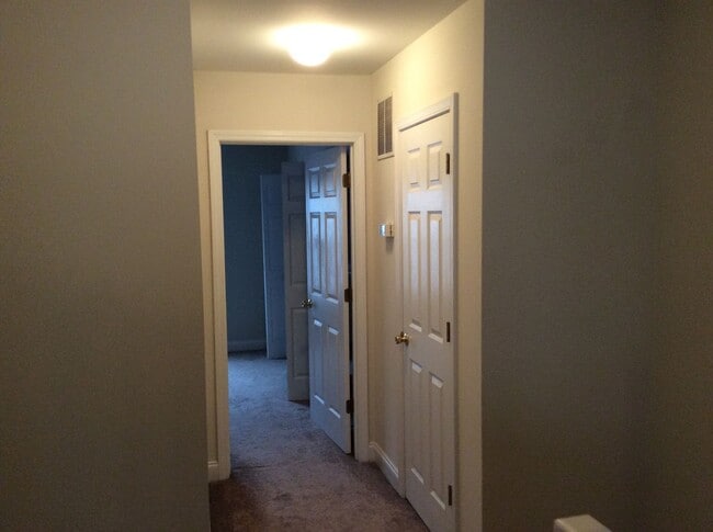 Building Photo - Nice Townhome in Havelock