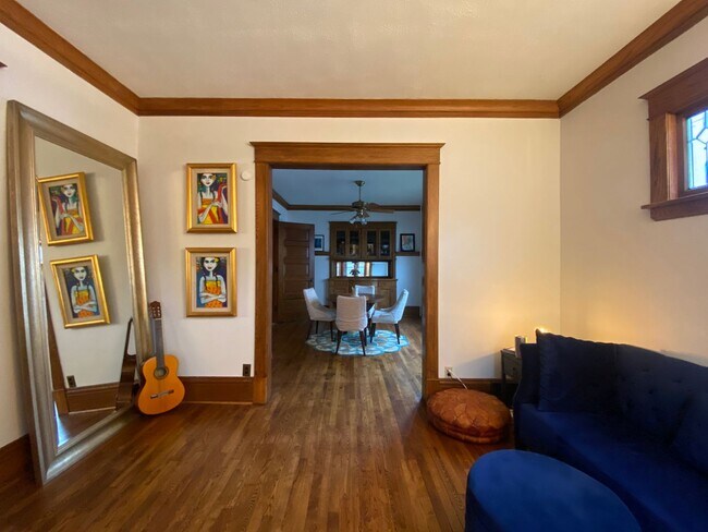 Building Photo - Beautiful Single-Family Home on a Quiet St...