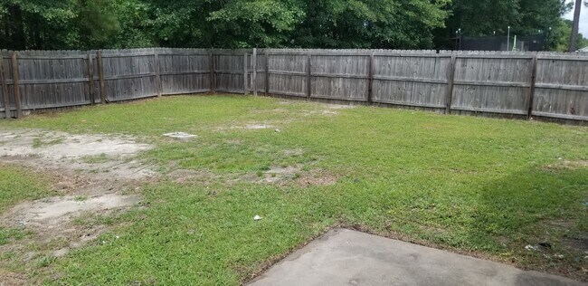 Building Photo - 3706 Pioneer Dr