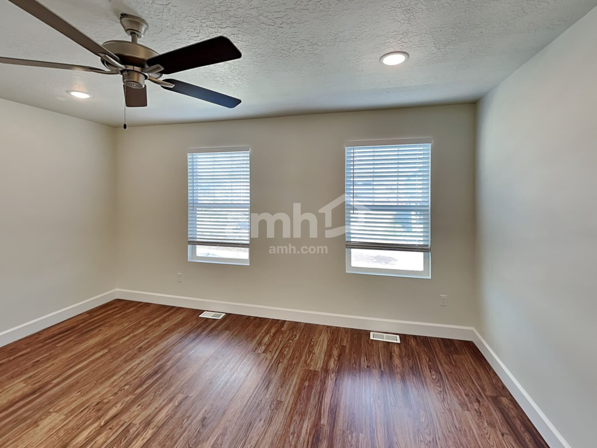 Building Photo - 6109 W Arranmore Dr