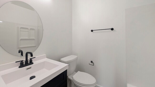 Building Photo - North Valley Apartments