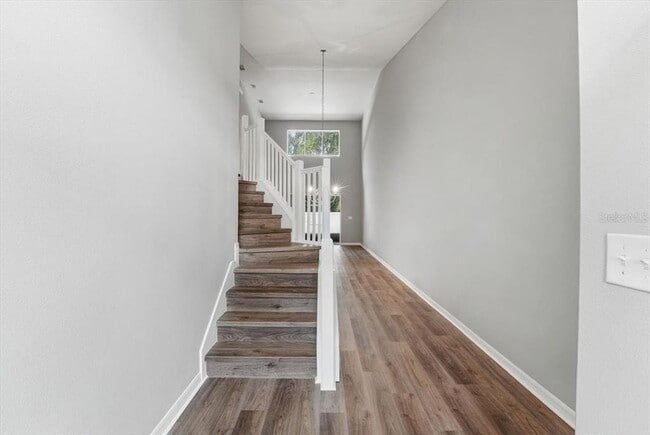 Building Photo - 182 Chippendale Terrace