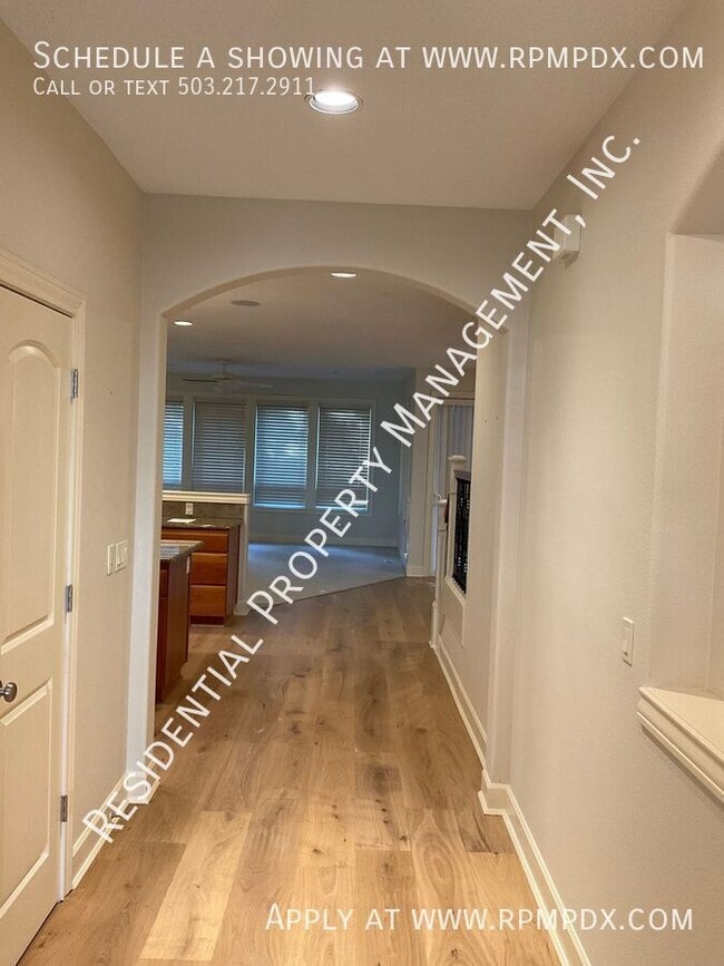 Building Photo - 18278 SW Santoro Dr